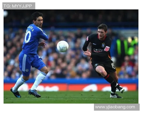 足球巨星转会风云揭秘：换队背后的策略与动因解析